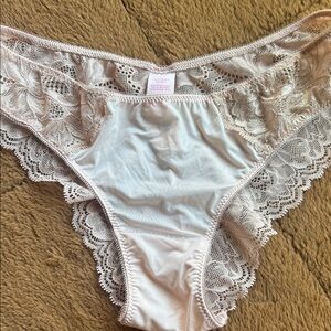 Victoria's Secret Lace Trim Panties in Cream